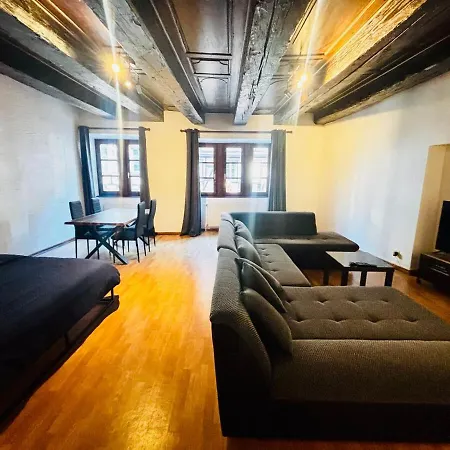 Maison A Colombages Au Coeur De Centre-ville Apartment *