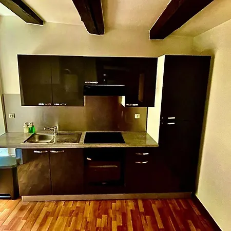 Maison A Colombages Au Coeur De Centre-ville Apartment